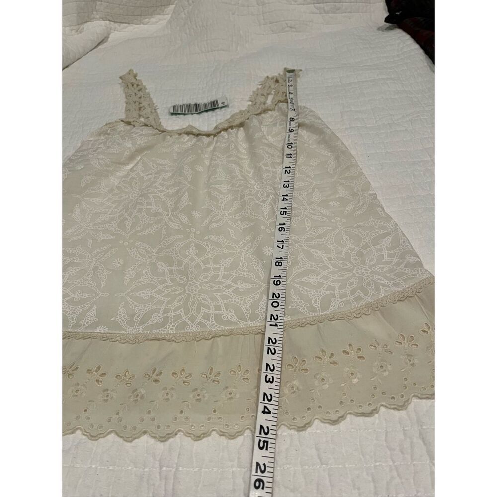 NWT Bennetton cream floral loose fit tank top with lace trim -S - Picture 5 of 8